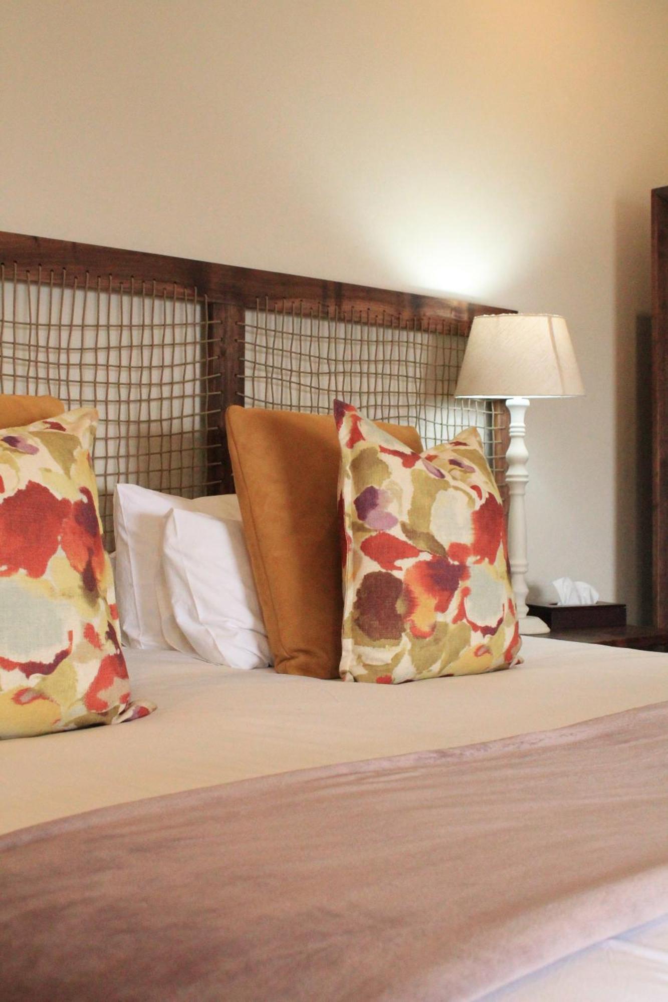 Hilton Bush Lodge & Function Venue Екстериор снимка