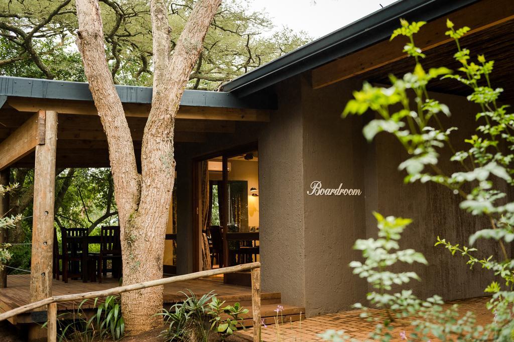 Hilton Bush Lodge & Function Venue Екстериор снимка